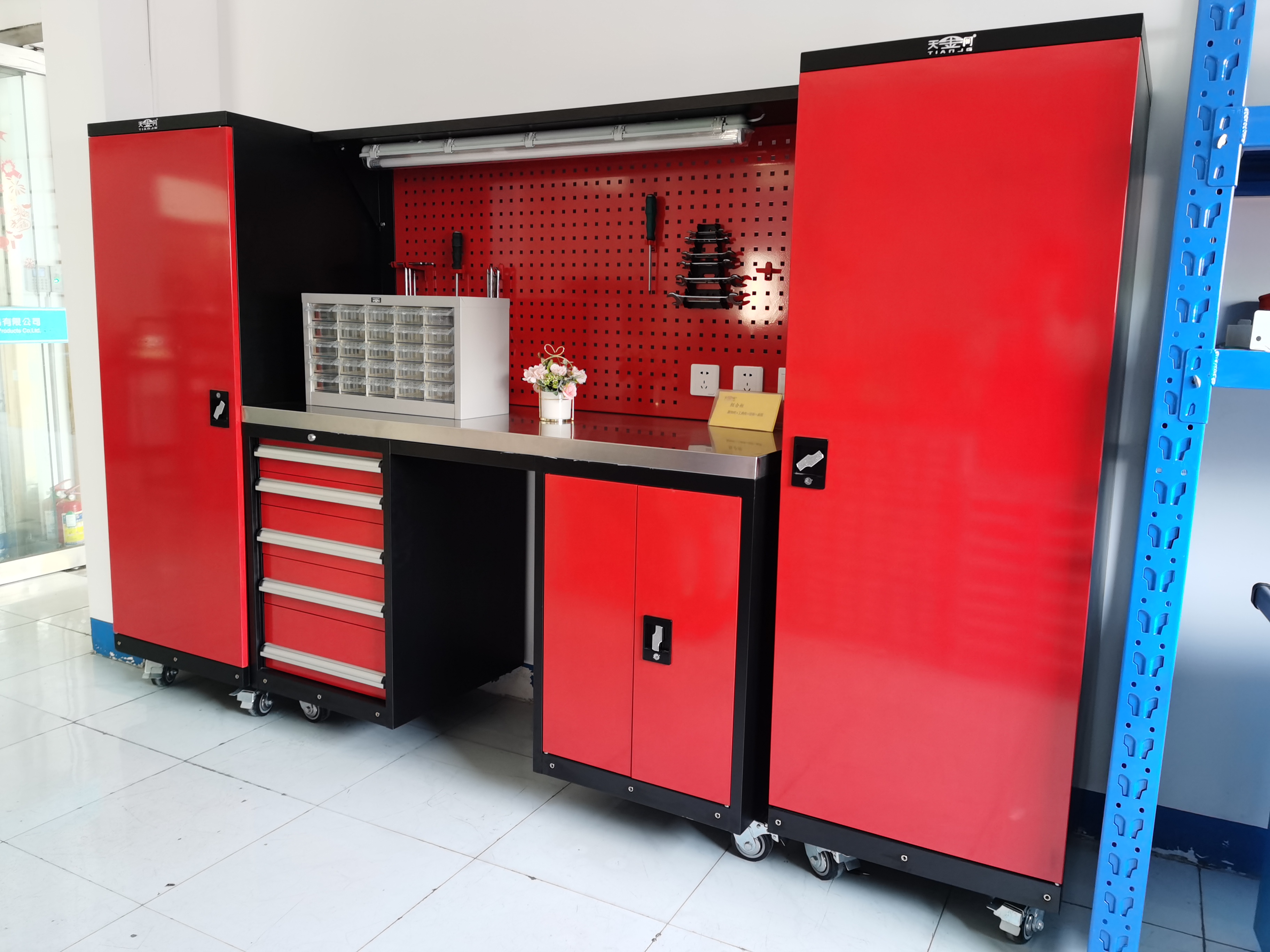 廈門五金工具柜定制