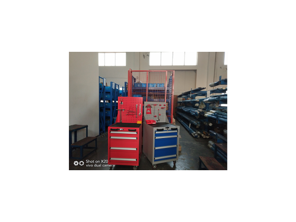 山東工具柜廠家哪個牌子好，源頭廠家，掛板掛鉤免費送【天金岡】