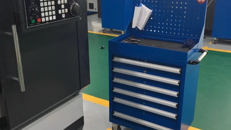 上?？装骞ぞ吖裆a(chǎn)廠家，怎么選擇合適的？【天金岡】