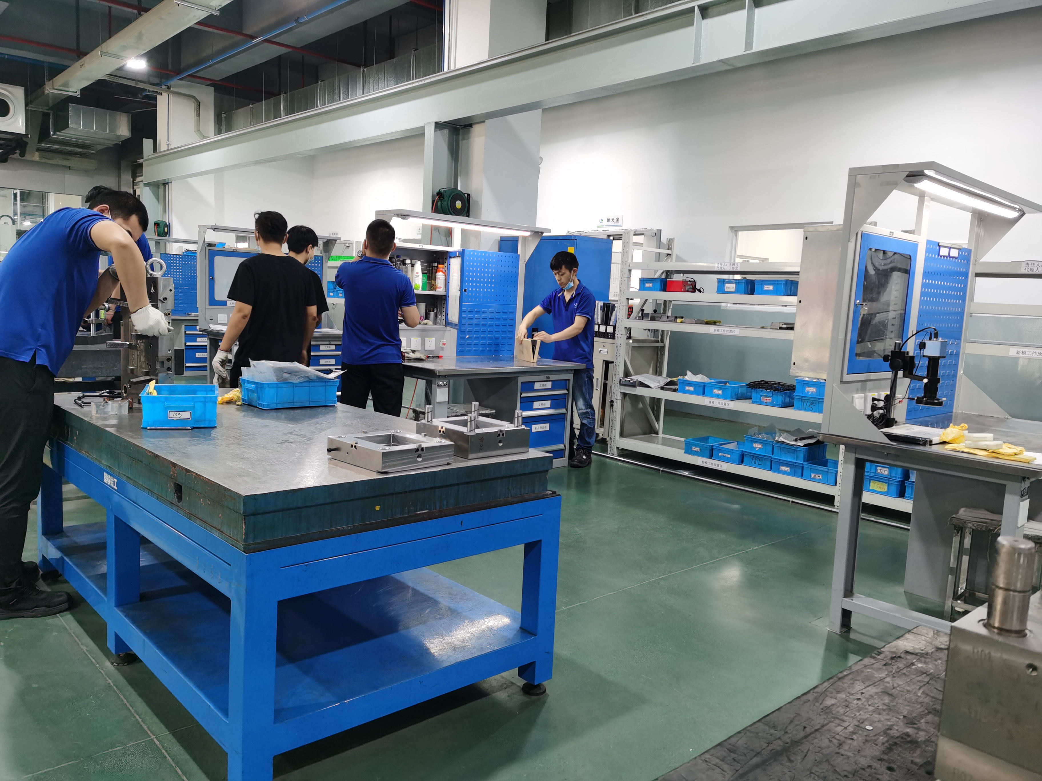 實訓(xùn)車間打模鉗工桌