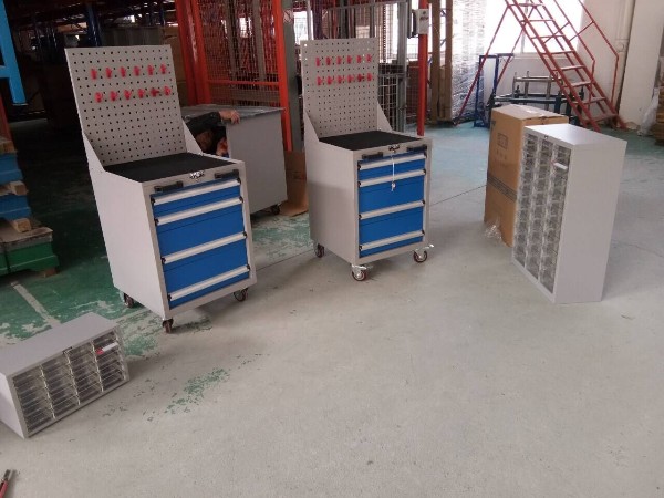 上海鐵工具柜制造商，實(shí)力廠家，用心制造【天金岡】