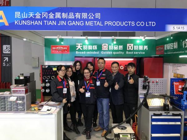 天金岡零件柜亮相于第15屆德國(guó)汽車Automechanika展現(xiàn)場(chǎng)【天金岡】