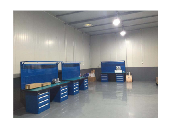 工廠鉗工桌工作臺(tái)，沒有100%完美，只有適合的臺(tái)面選擇【天金岡】