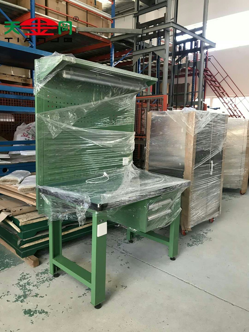 鉗工工作臺承重