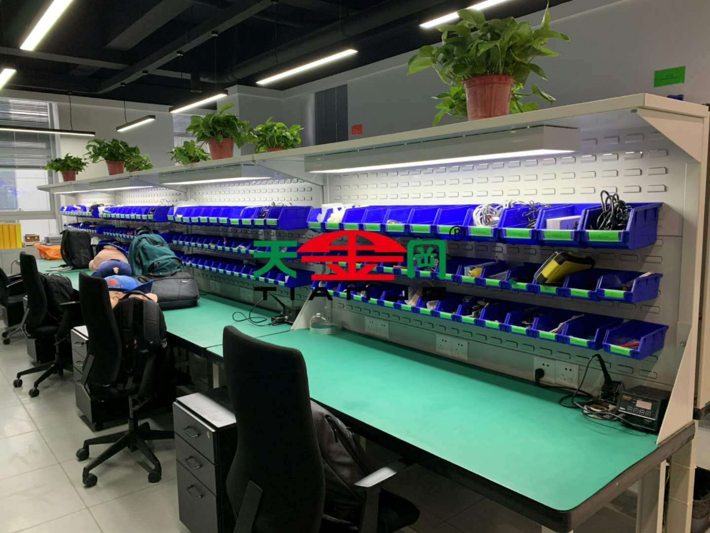 石家莊鉗工工作臺